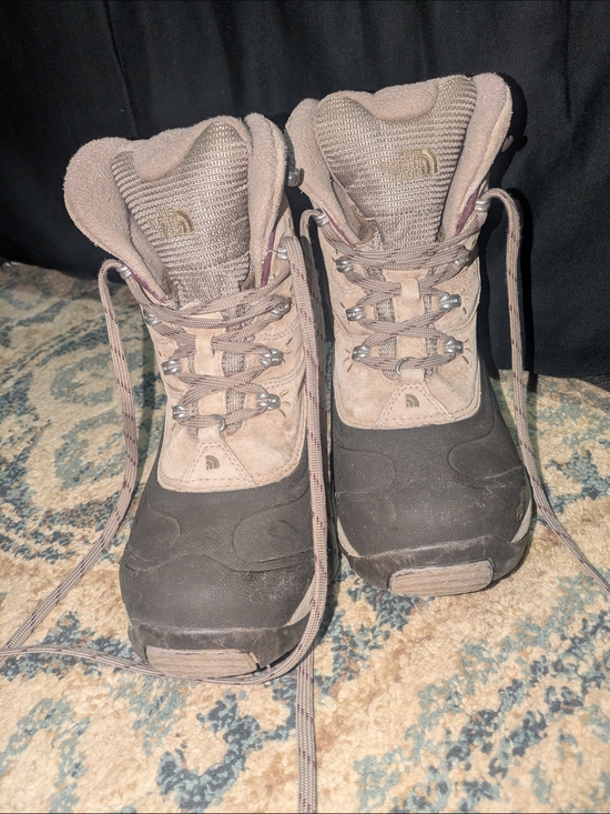 The North Face Shoes - The North Face Women's Chilkat II Waterproof Winter Boots